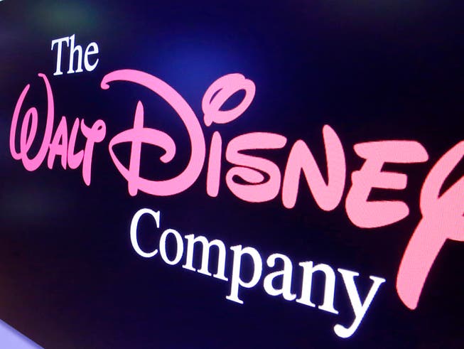 Eine Folge der Übernahme des Rivalen 21st Century Fox durch den Unterhaltungs-Konzern Disney: Der Entertainment-Riese muss sich auf Geheiss der Kartellbehörden von 21 Sportsendern trennen. (Bild: KEYSTONE/AP/RICHARD DREW)