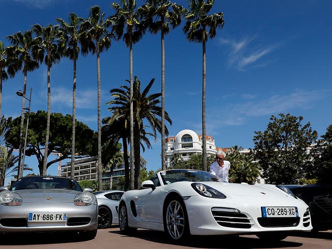 Porsche muss wegen dem Dieselskandal ein Bussgeld von 535 Millionen Euro bezahlen. (Bild: KEYSTONE/EPA/SEBASTIEN NOGIER)