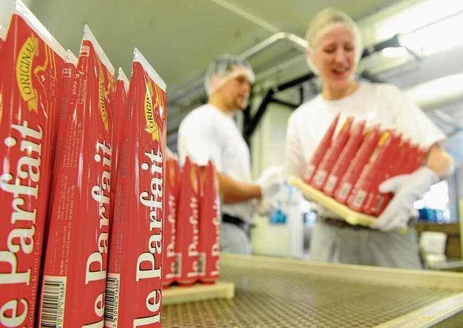 Für den bisher in Basel hergestellten Brotaufstrich Le Parfait sucht Nestlé einen Käufer. (Bild: Melanie Duchene/Keystone (11. November 2009))
