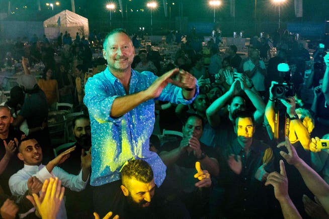 Sodastream-CEO Daniel Birnbaum bei einer Feier zum Ende des Ramadans. (Bild: AP Photo/Tsafrir Abayov, Rahat, 27. Mai 2019)