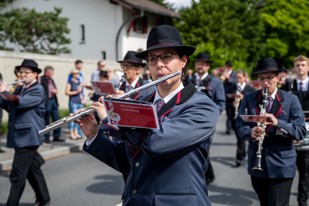 Die Musikgesellschaft Seelisberg bei der Parademusik. (Bild: Philipp Schmidli, Hergiswil, 15. Juni 2019)