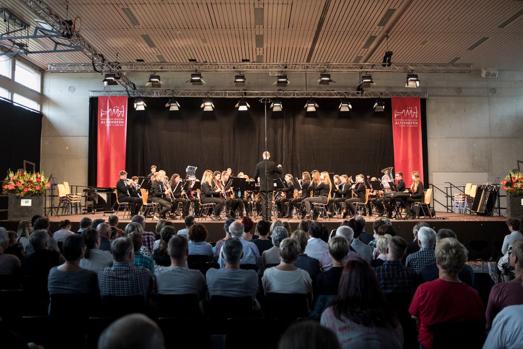 Die Jugendmusik Hochdorf JBO Oberseetal beim Auftritt am Jugendmusiktag in Altishofen am 25. Mai 2019. (Bild: Manuela Jans-Koch | LZ)
