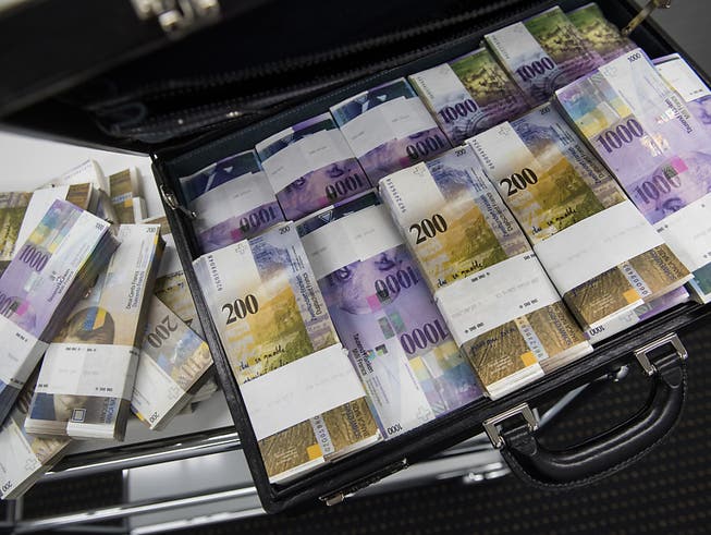 Die Bundesanwaltschaft hat im Geldwäschereiverfahren mit Usbekistan einen Beteiligten per Strafbefehl verurteilt und 130 Millionen Franken zur Rückerstattung eingezogen. (Bild: KEYSTONE/GABRIELE PUTZU)