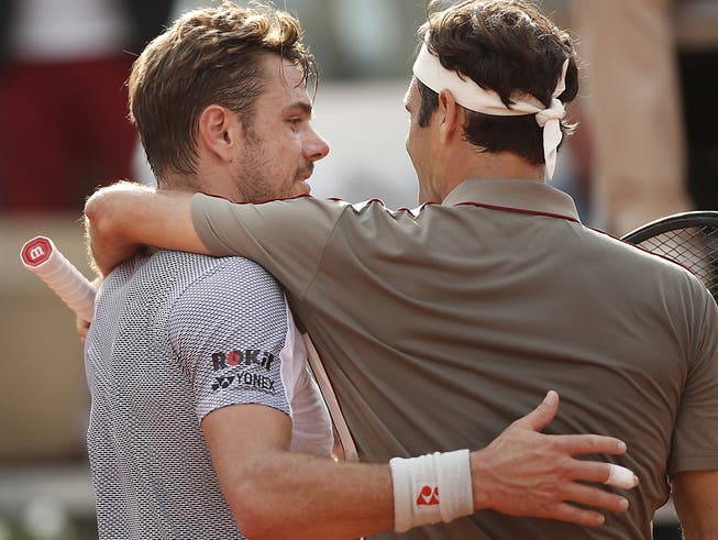 Eine Niederlage, die nicht sonderlich weh tut: Stan Wawrinka ist trotz des Ausscheidens gegen Roger Federer mit seinem French Open sehr zufrieden (Bild: KEYSTONE/EPA/YOAN VALAT)