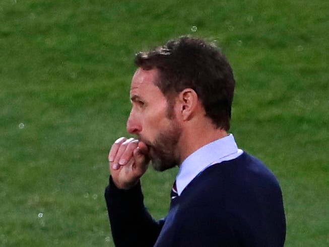Englands Trainer Gareth Southgate enttäuscht nach der Niederlage gegen die Niederlande (Bild: KEYSTONE/AP/ARMANDO FRANCA)