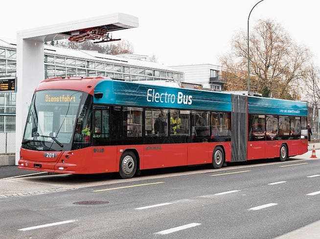 So sieht der neue vollelektronische Gelenkbus der ZVB aus. (Bild: PD)