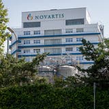 Novartis hat im zweiten Quartal bei den Umsätzen erneut von seinen Zugpferden profitiert: Etwa dem Herzmittel Entresto und dem Schuppenflechtemittel Cosentyx. (Bild: Georgios Kefalas / Keystone)