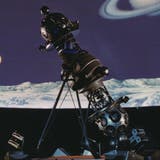 Der legendäre Carl-Zeiss-Projektor, mit dem das Planetarium 1969 startete und der 2013 durch Digitaltechnik ersetzt wurde. (Bild: Verkehrshaus)