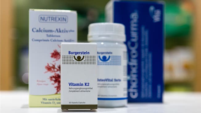 Vitamin K2 gibts in der Apotheke zu kaufen.Bild: Chris Iseli (Bild: Chris Iseli)