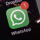 Der Zugriff auf verschlüsselte Chats wie Whatsapp soll diskutiert werden. (Symbolbild: DPA/Keystone)