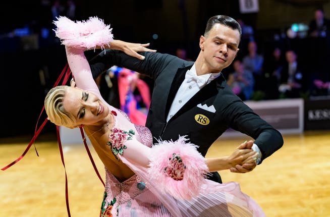 Die Bernerin Yulia Dreier tanzt mit ihrem ukrainischen Partner Volodymyr Kasilov. (Bild: PD/ Reinhard Egli)
