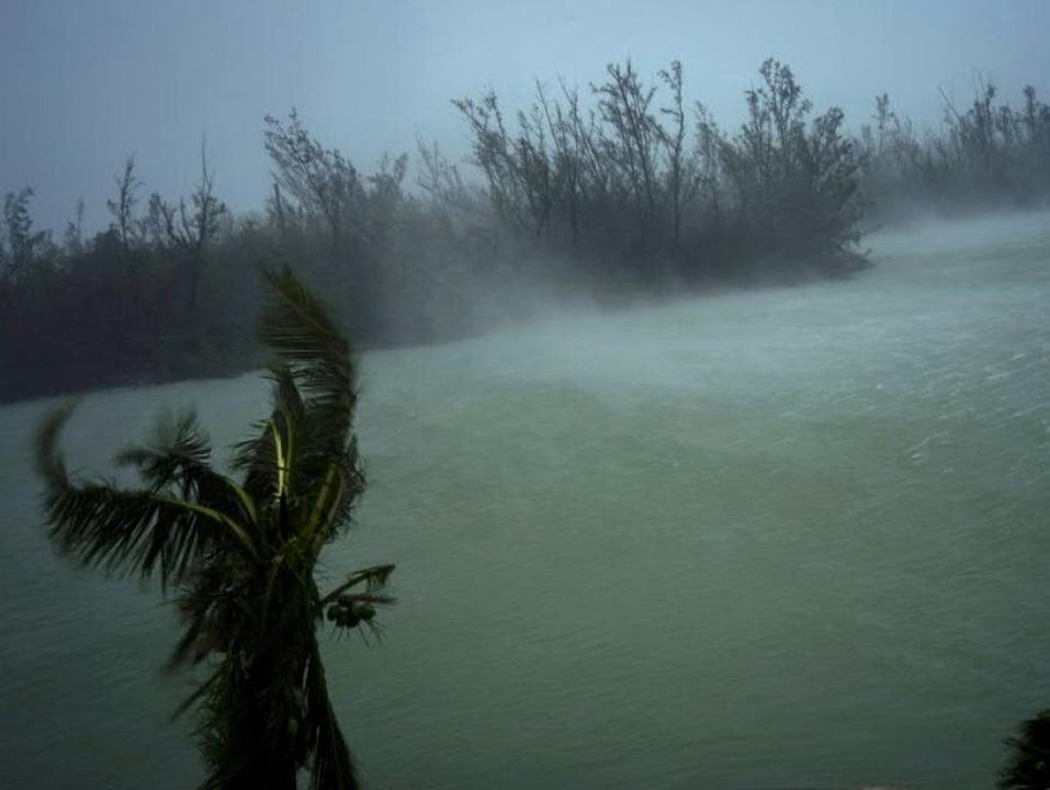 Mit Windgeschwindigkeiten von über 200 Stundenkilometern traf der Hurrikan «Dorian» auf die Bahamas. (Bild: Ramon Espinosa/Keystone, 2. September 2019)