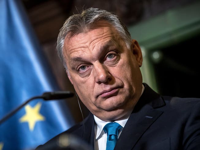 Hat sich entschieden nachzugeben: der ungarische Ministerpräsident Viktor Orban - sonst kein Leisetreter, wenn es um die EU geht. (Bild: KEYSTONE/EPA/MARTIN DIVISEK)