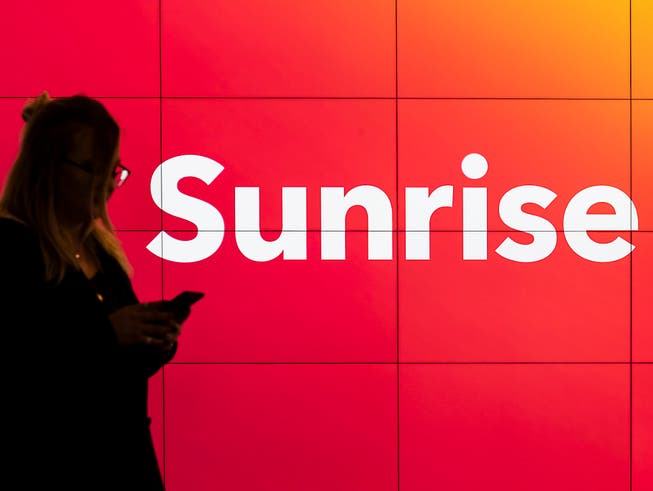 Sunrise hält an umstrittener Übernahme fest: Um UPC Schweiz zu kaufen, soll das Aktienkapital um 2,8 Milliarden Franken erhöht werden. (Bild: KEYSTONE/ENNIO LEANZA)