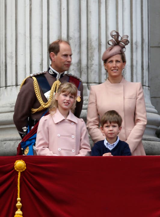 James (*17. Dezember 2007) und Lady Louise Mountbatten-Windsor (* 8. November 2003): James und Louise Mountbatten-Windsor sind die beiden Kinder von Prinz Edward und seiner Frau Sophie, der Gräfin von Wessex. Der Name Mountbatten-Windsor ist ein persönlicher Nachname für die Nachkommen von Königin Elisabeth II. (Bild: Keystone)