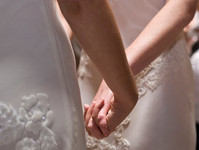 Der Bundesrat will gleichgeschlechtlichen Paaren den Zugang zur Ehe ermöglichen.