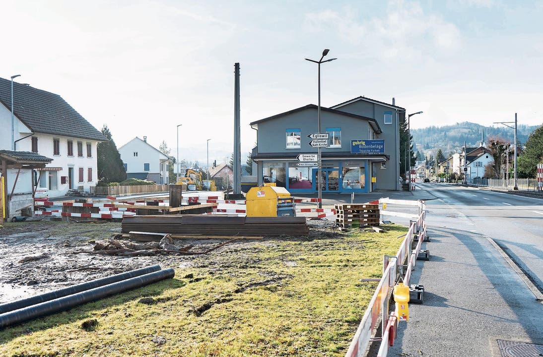 Beim Knotenpunkt Seetalstrasse/Unterdorfstrasse entsteht ein Linksabbieger Richtung Egliswil. Nach 210 Jahren ist fertig: Die Aabachbrücke wird von Grund auf neu gebaut. Von April bis Oktober 2020 herrscht auf einem Teil der Seetalstrasse Einbahnregime.