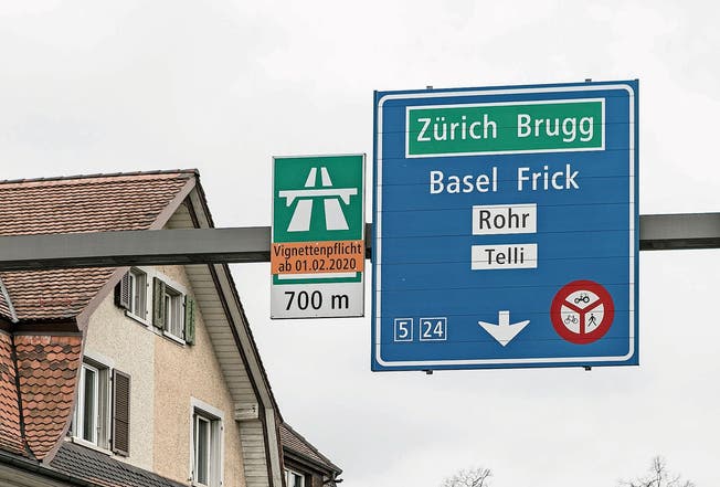 Ab morgen gilt Vignettenpflicht auf dem Autobahnzubringer Aarau – und der Bund trägt alle Kosten für den Unterhalt.