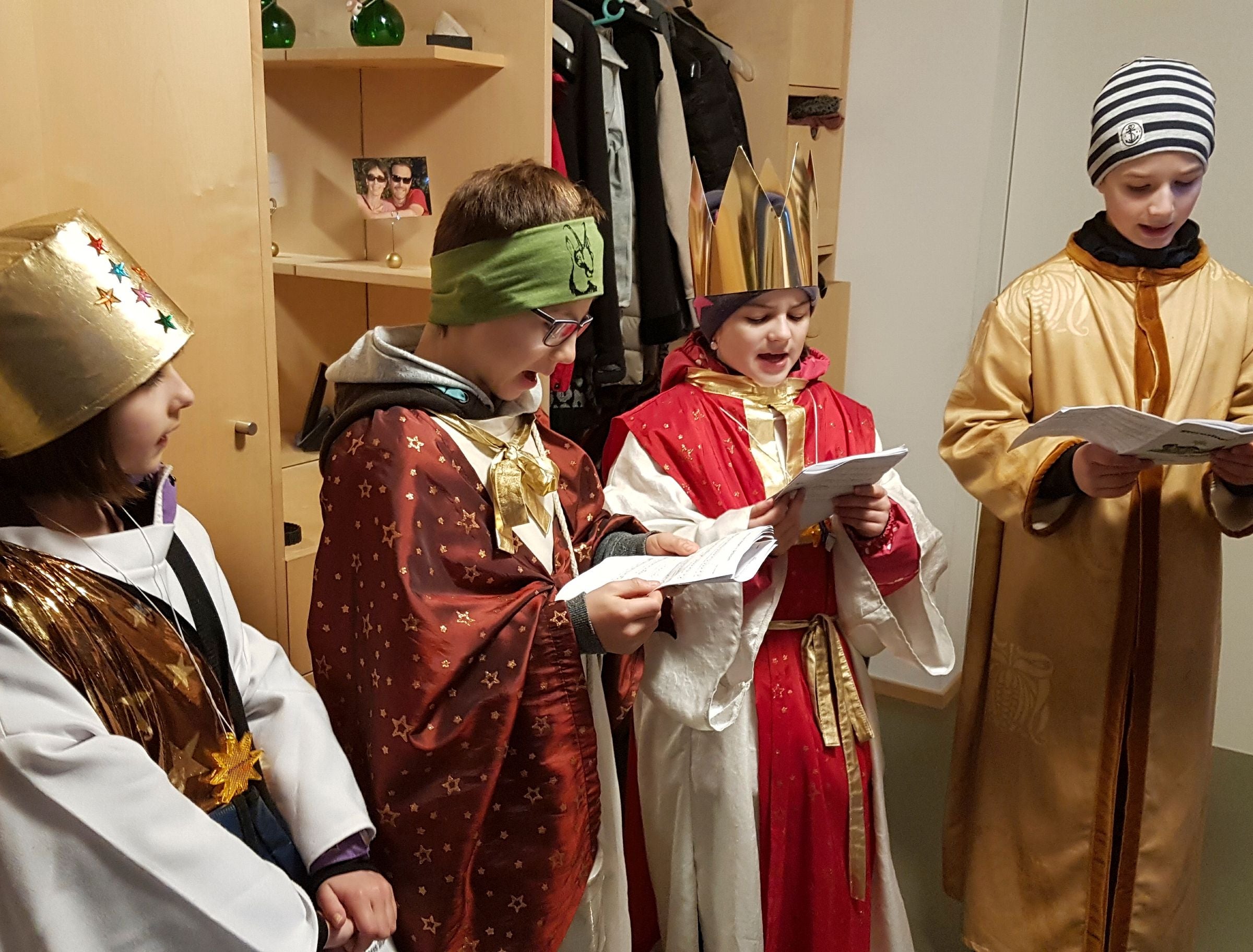 Erstfelder Sternsinger Sammeln 4800 Franken Für Kinder