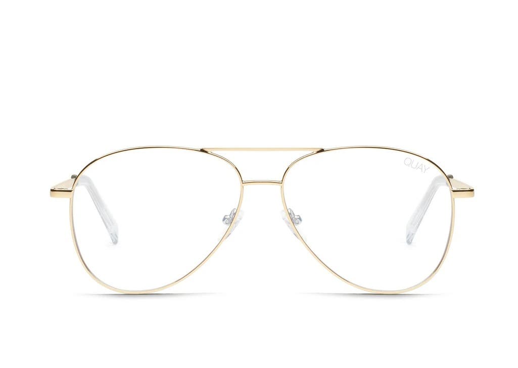 Mit einer Sehbrille im Pilot-Stil bewahrt man den Durchblick. Von Quay Australia, 55 Fr.