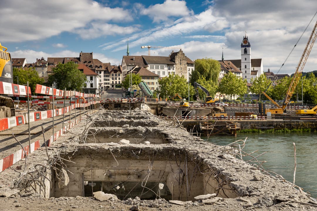Es folgen weitere Impressionen von der Kettenbrücke-Baustelle, fotografiert am 12. Mai 2020.