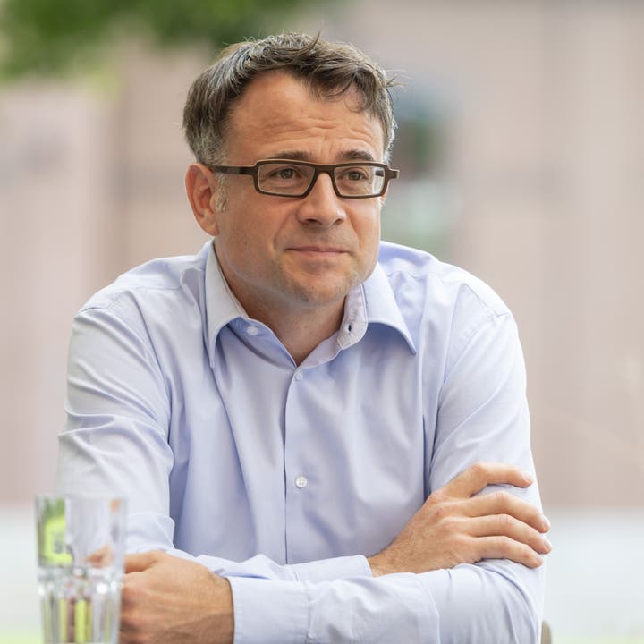 Kaspar Sutter Kaspar Sutter, Kandidat für die Regierung (neu), an einer Medienkonferenz der Grünen Basel-Stadt und der SP Basel-Stadt zum Auftakt der gemeinsamen Kampagne zu den Regierungswahlen.