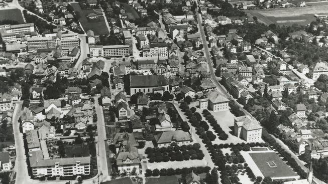 Diese Luftaufnahme des Stadtzentrums entstand im Jahr 1951 oder 1952.