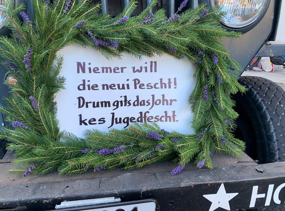 Jugendfestspruch am Chlausbrunnen: «Niemer will die neui Pescht!»