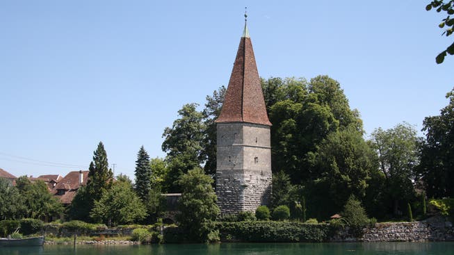 Der Krummturm, das älteste unverändert erhaltene Bauwerk der Stadt wird ab Ende August saniert.