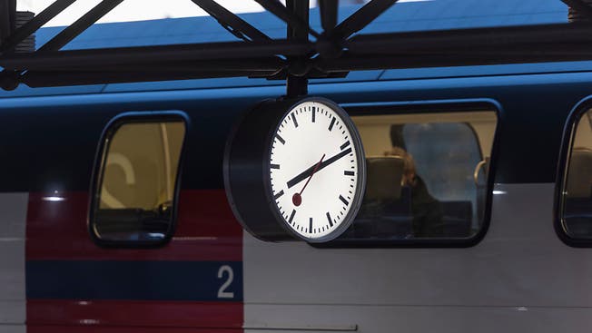 Zwischen der Station Zürich Hardbrücke und Bülach wird die S3 auch in Zukunft im Halbstundentakt verkehren. (Archivbild)