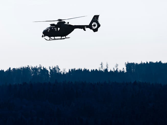 In Olten mussten zwei verunfallte Velofahrer mit dem Helikopter aus steilem Gelände geborgen werden. (Symbolbild)