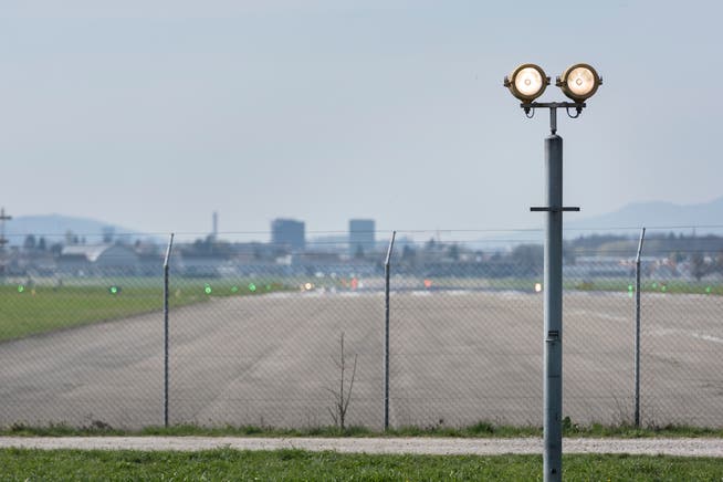 Aus dem Standort für Businessflieger auf dem Militärflugplatz Dübendorf wird vorerst nichts.