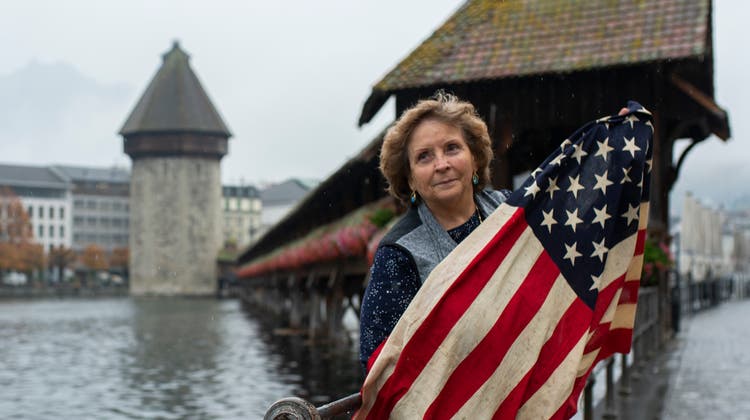 Auch nach 31 Jahren in der Schweiz: Amerika ist und bleibt für Beata Zibung eine Herzensangelegenheit. (Bild: Dominik Wunderli (Luzern, 23. Oktober 2020))