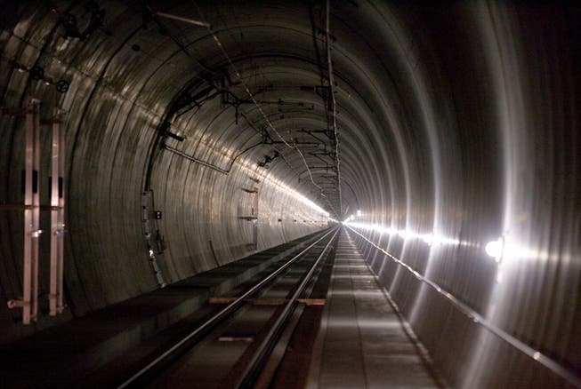 Die Sanierung des Lötschbergtunnels kostet einiges mehr als ursprünglich geplant.