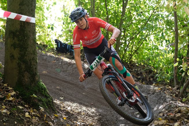 Die Nidwaldnerin Alessandra Keller ist auf dem Weg zum Gesamtsieg im Swiss Bike Cup.