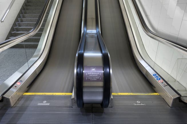 Mit den neuen Rolltreppen sollen jährlich mehr als 28 Millionen Passagiere befördert werden. (Symbolbild)