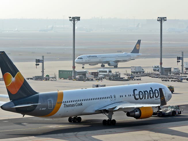 Die deutsche Fluggesellschaft Condor will kommenden Sommer auch ab Zürich fliegen und stationiert dazu in Kloten zwei Flugzeuge.
