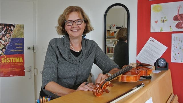 Monika Altorfer in ihrem «zweiten Zuhause»: die Musikschule Lenzburg.