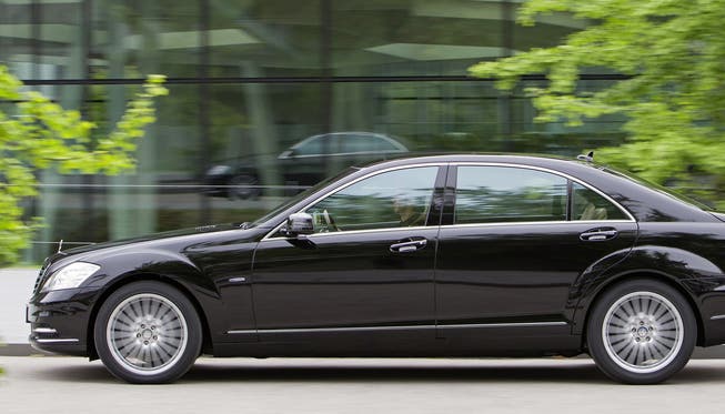 Die Aargauer Regierung ist mit einem Mercedes der S-Klasse unterwegs (Archivbild).