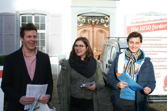 Pressekonferenz der Juso zu den Landratswahlen: Hier mit Bühler, Marti und Kirchmayr
