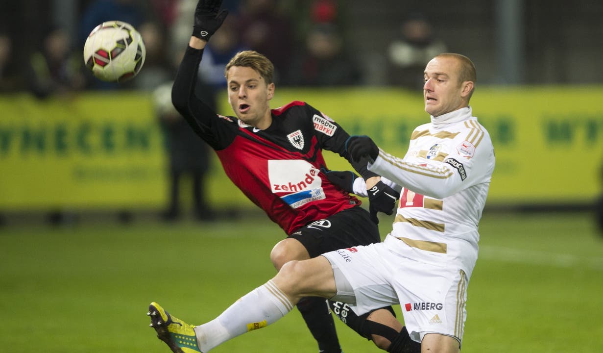 Oliver Jaeckle gegen Luzerns Marco Schneuwly