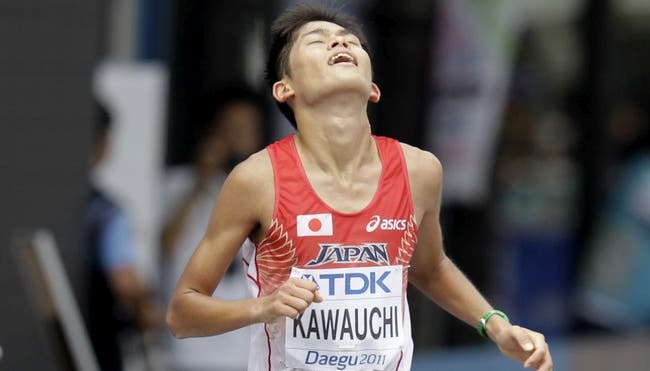 Der Japaner Yuki Kawauchi, als er 2011 den Marathon in Südkorea beendet.