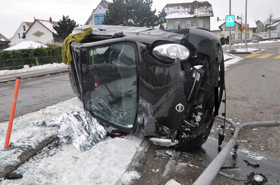 Unfall in Hägendorf: Auto überschlägt sich