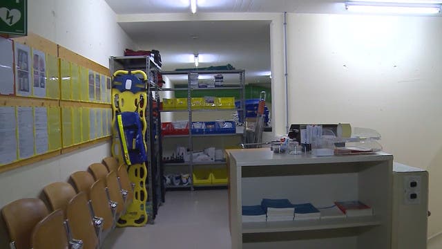 So sieht es in dem unterirdischen Not-Spital in Muri aus