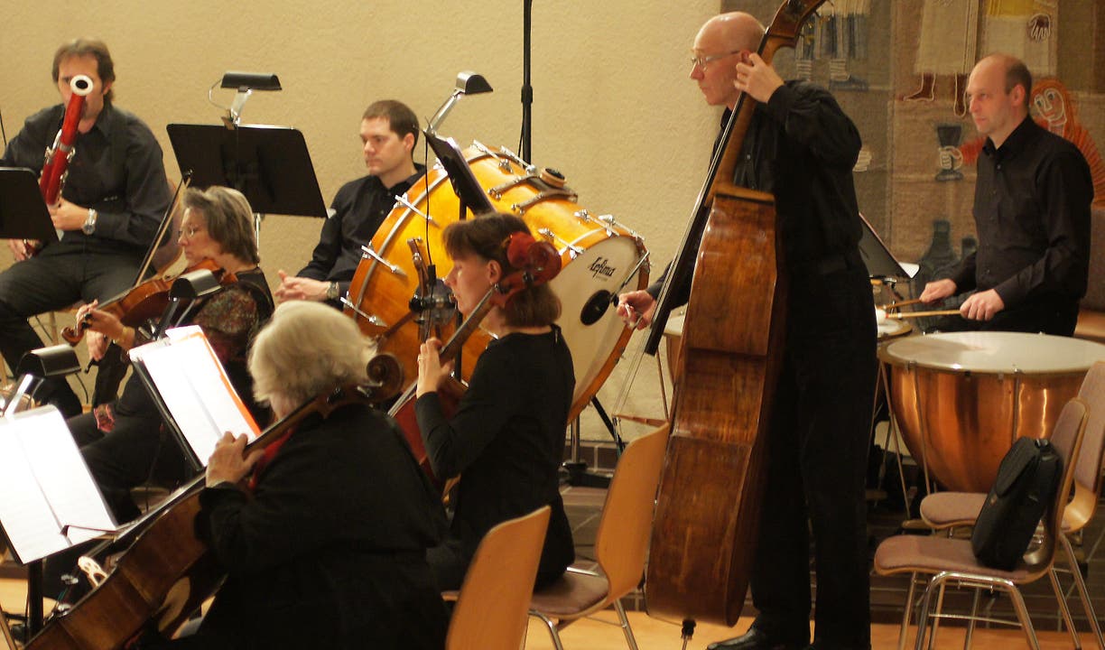 Das Collegium Musicum Urdorf konzentriert bei der Sache