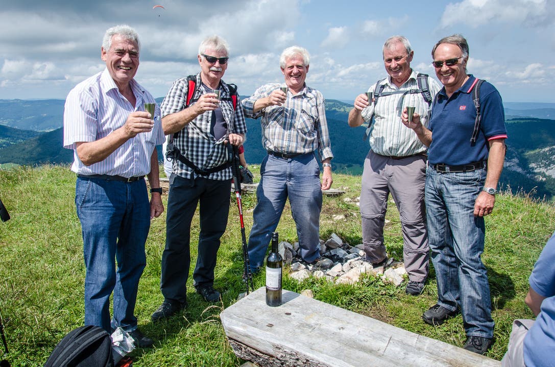 Gipfelwein auf der Königsetappe auf den Weissenstein und den Balmberg