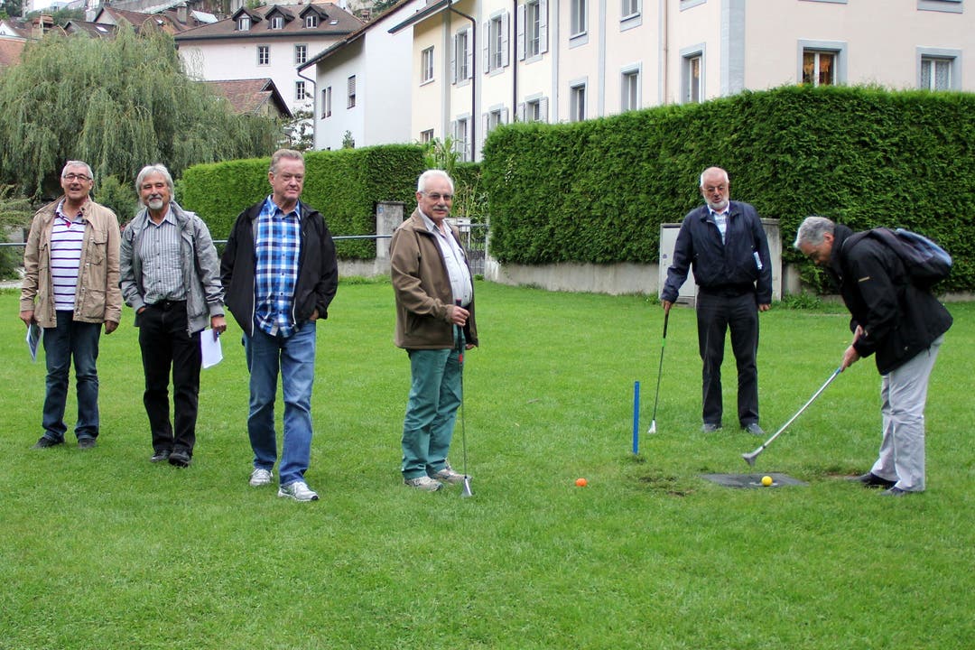 IMG_9942.JPG Stadtgolf inmitten Fribourgs