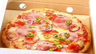 Deutsche Pizzakuriere können ihre Ware faktisch nur noch zu Bürozeiten in den Aargau liefern.