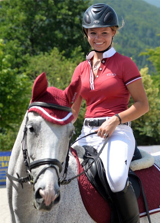 Melanie Strebel (Laupersdorf) gewann mit For Italy di Nicoletta am Samstag die Prüfung 12a.