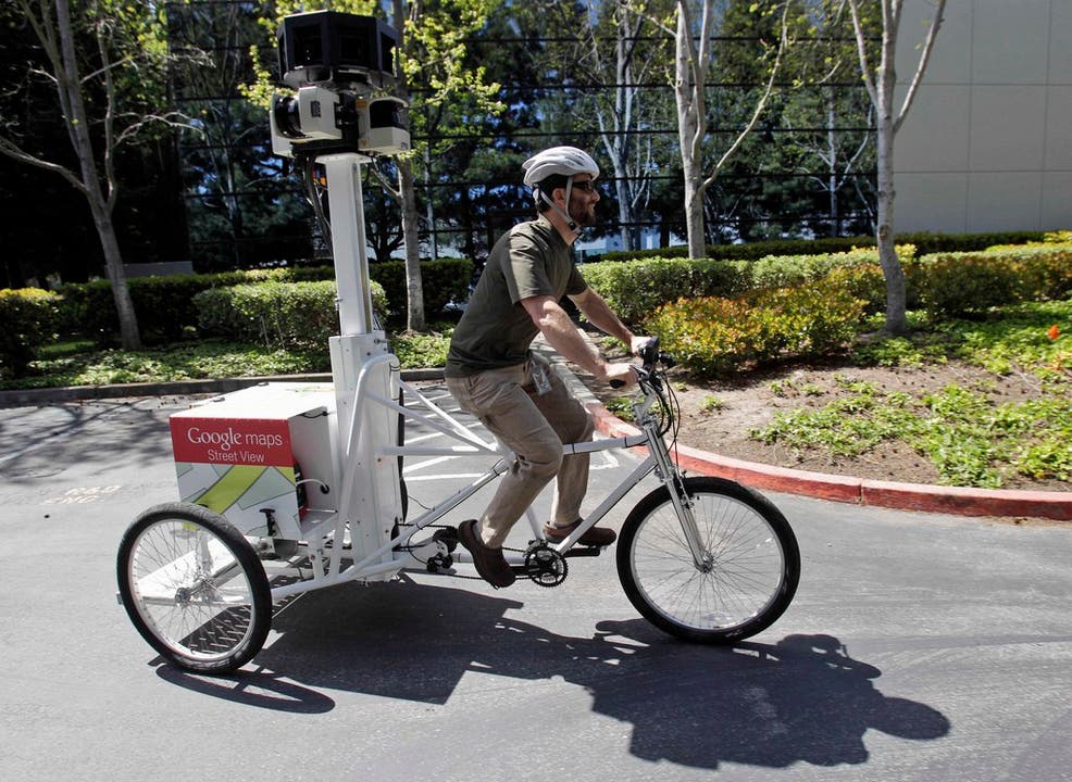 Ein Google-Ingenieur demonstriert das «StreetView Trike»